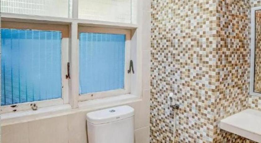 Oyo 90980 Al Karim Syariah Hotel Tanjungbalai Luaran gambar